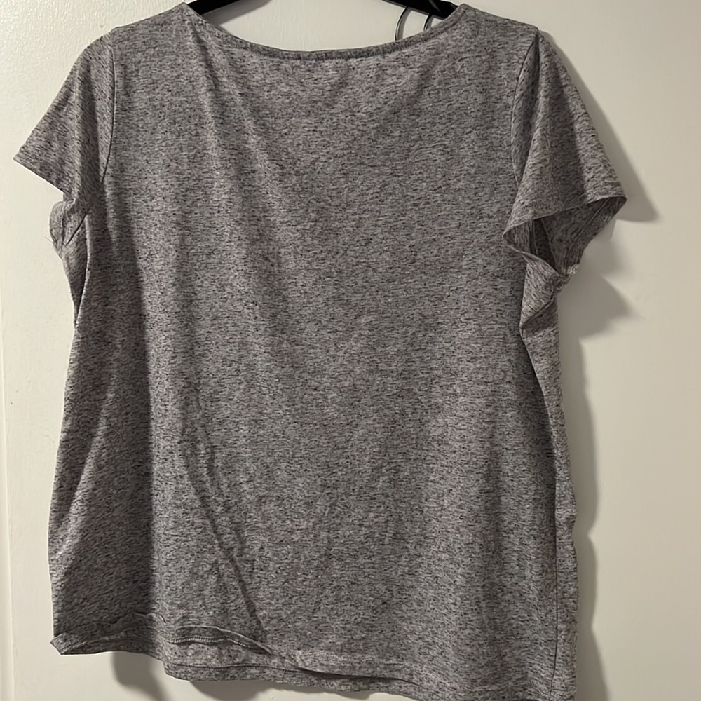 H&M Divided basic Gray top - Picture 3 of 3